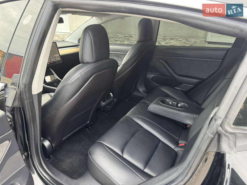 Седан Tesla Model 3 2019 в Луцьку фото 29 Седан Tesla Model 3 2019 в Луцьку