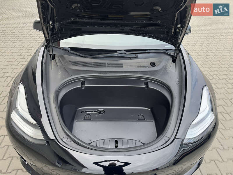 Седан Tesla Model 3 2019 в Луцьку фото 32 Седан Tesla Model 3 2019 в Луцьку