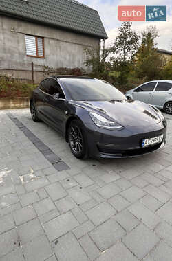 Седан Tesla Model 3 2018 в 