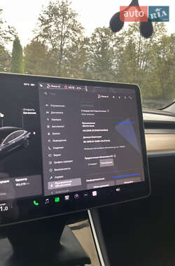 Седан Tesla Model 3 2018 в 