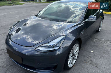 Седан Tesla Model 3 2019 в 