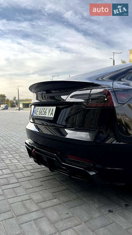 Седан Tesla Model 3 2019 в Дніпрі