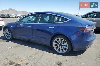 Седан Tesla Model 3 2019 в 