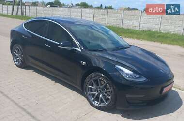 Седан Tesla Model 3 2019 в Каменке-Бугской