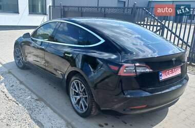 Седан Tesla Model 3 2019 в  фото 5 Седан Tesla Model 3 2019 в