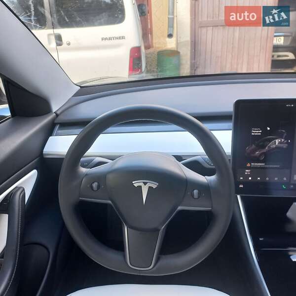 Седан Tesla Model 3 2019 в Кам'янці-Бузькій фото 12 Седан Tesla Model 3 2019 в Кам'янці-Бузькій