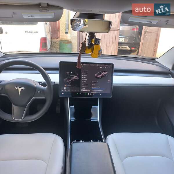 Седан Tesla Model 3 2019 в Кам'янці-Бузькій фото 18 Седан Tesla Model 3 2019 в Кам'янці-Бузькій