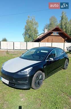 Седан Tesla Model 3 2018 в Тернополі