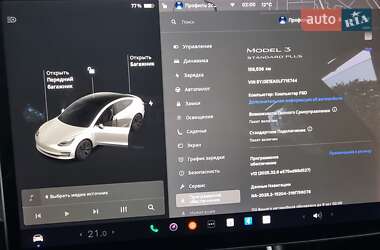 Седан Tesla Model 3 2020 в 