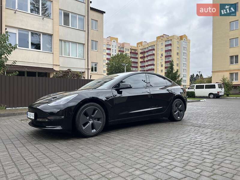 Седан Tesla Model 3 2022 в Каменец-Подольском