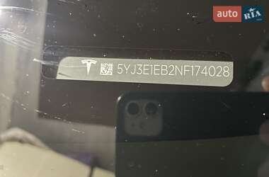 Седан Tesla Model 3 2022 в 