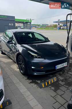 Седан Tesla Model 3 2021 в Хмельницком