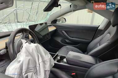 Седан Tesla Model 3 2018 в 