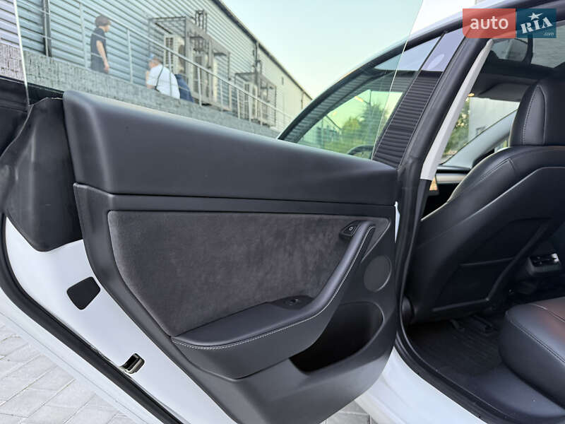 Седан Tesla Model 3 2021 в Луцьку фото 17 Седан Tesla Model 3 2021 в Луцьку