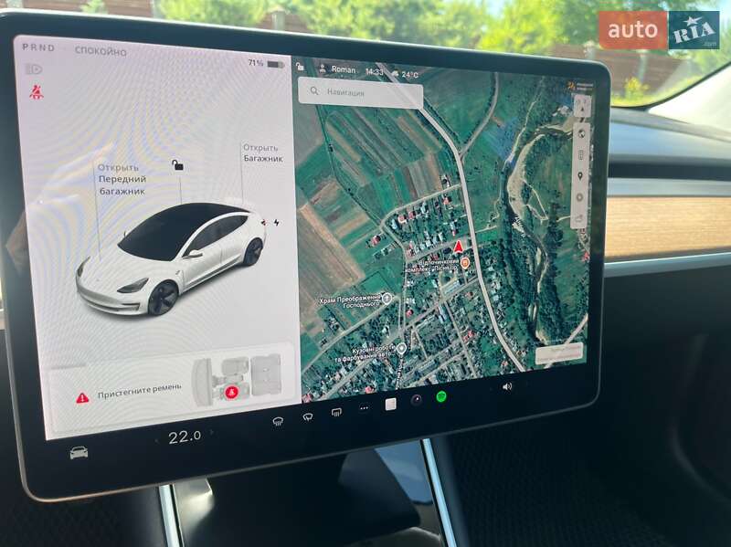 Седан Tesla Model 3 2020 в Самборі