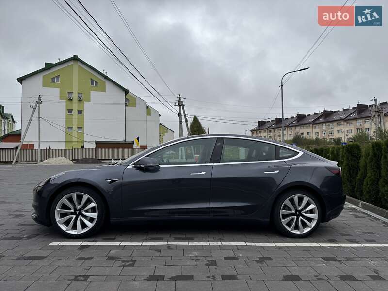 Седан Tesla Model 3 2018 в Львові фото 3 Седан Tesla Model 3 2018 в Львові