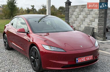 Седан Tesla Model 3 2024 в Дубно