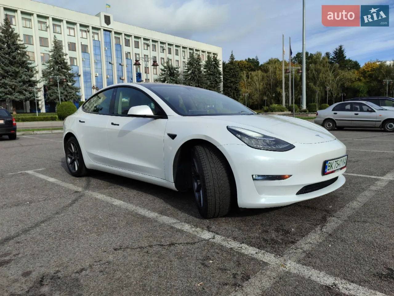 2020 Tesla Model Y - мініатюра 41