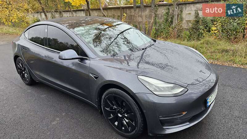 Седан Tesla Model 3 2020 в Коломиї