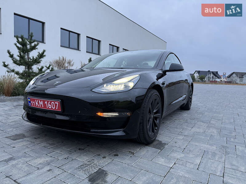 Седан Tesla Model 3 2022 в Луцьку фото 4 Седан Tesla Model 3 2022 в Луцьку