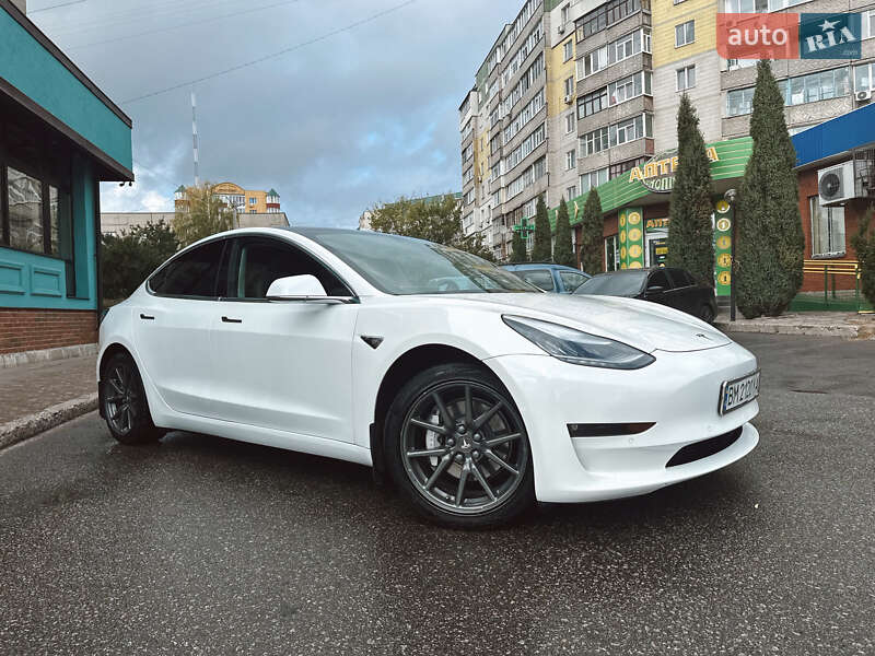 Седан Tesla Model 3 2019 в Сумах фото 5 Седан Tesla Model 3 2019 в Сумах