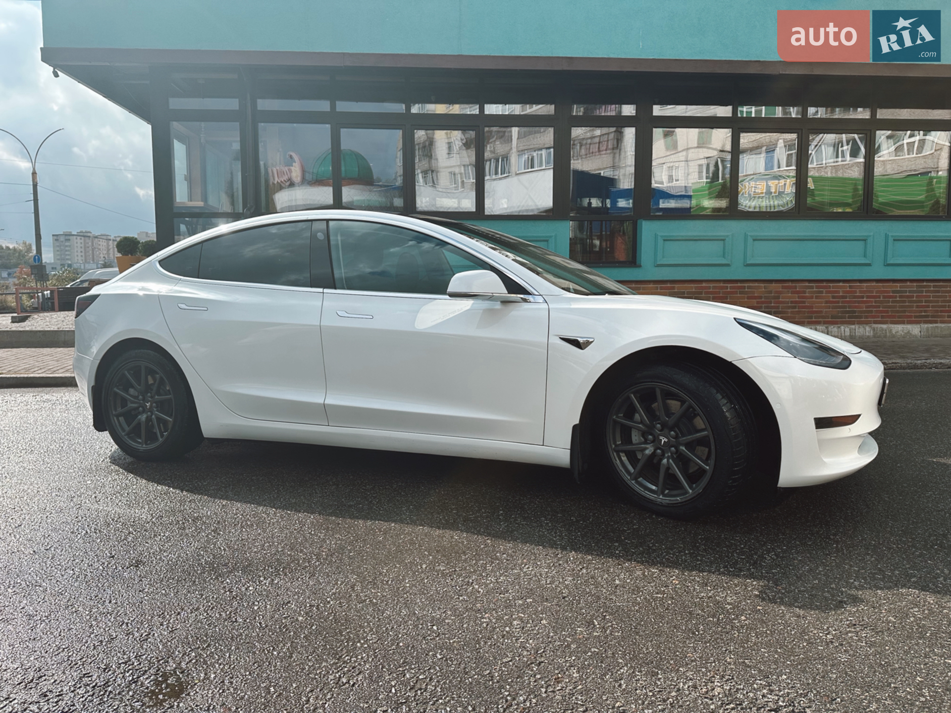 2019 Tesla Model 3 - мініатюра 9