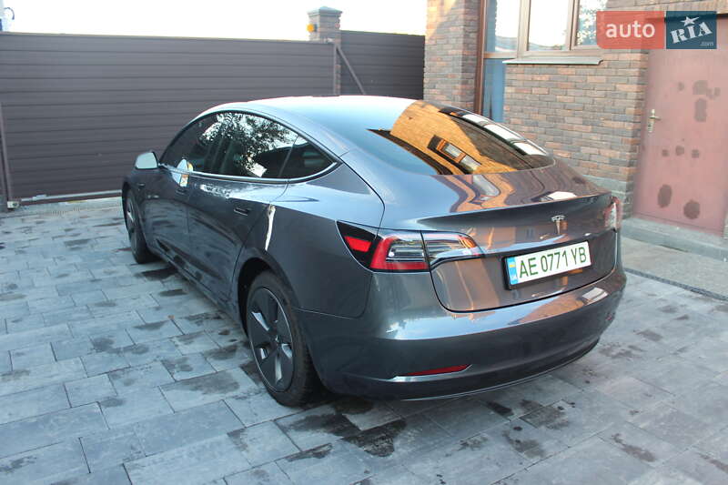 Седан Tesla Model 3 2023 в Дніпрі фото 5 Седан Tesla Model 3 2023 в Дніпрі