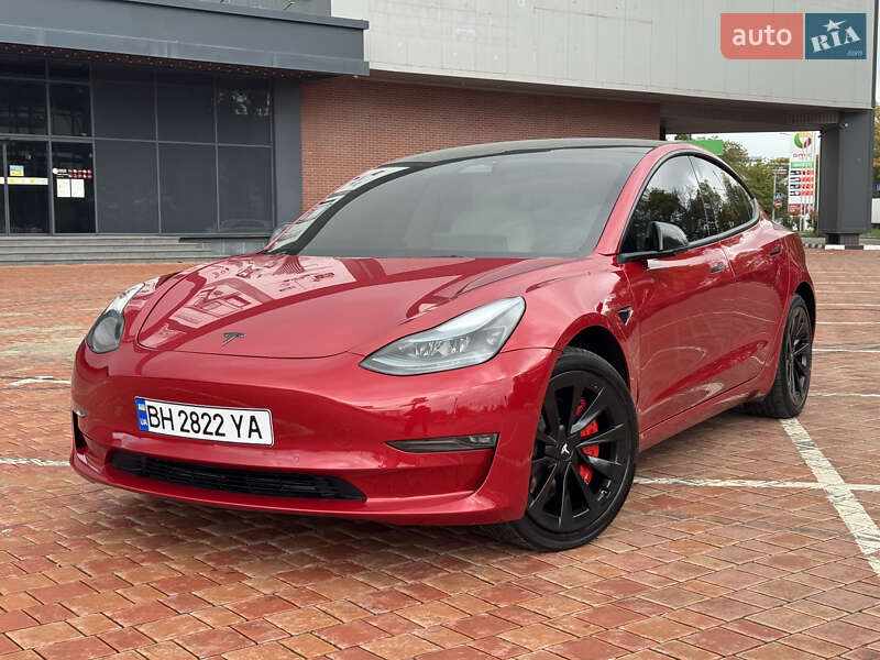 Седан Tesla Model 3 2022 в Одессе