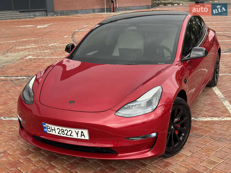 Седан Tesla Model 3 2022 в Одессе