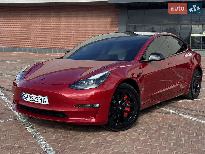 Седан Tesla Model 3 2022 в Одессе