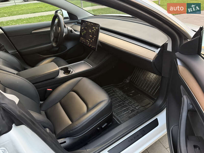 Седан Tesla Model 3 2021 в Ужгороде фото 53 Седан Tesla Model 3 2021 в Ужгороде