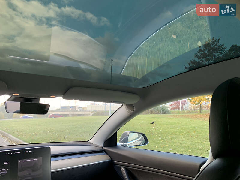 Седан Tesla Model 3 2018 в Киеве фото 24 Седан Tesla Model 3 2018 в Киеве