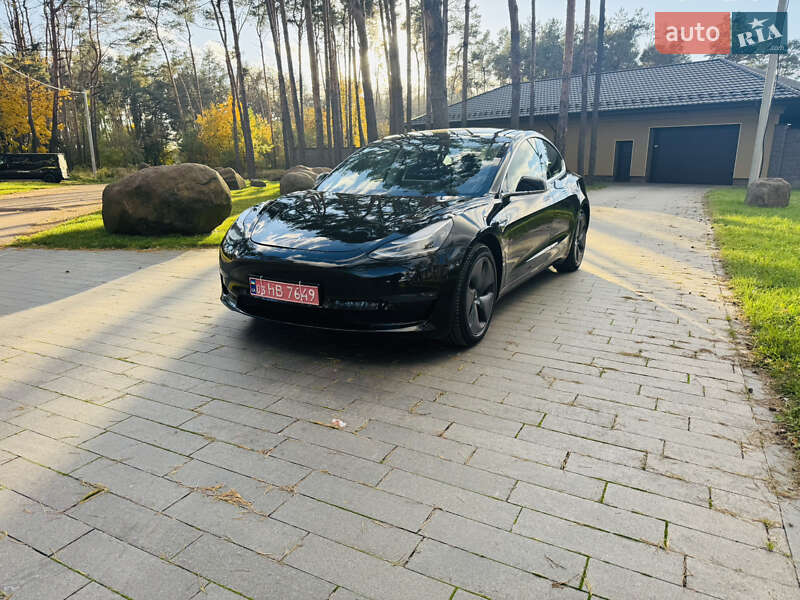 Седан Tesla Model 3 2019 в Житомире