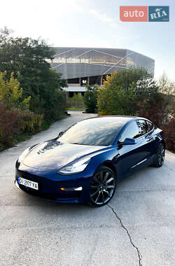 Седан Tesla Model 3 2018 в 