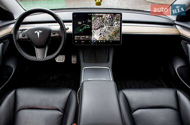 Седан Tesla Model 3 2019 в 
