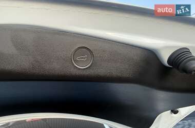Седан Tesla Model 3 2023 в 