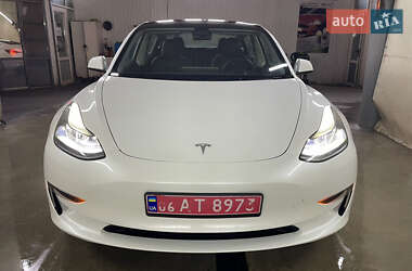 Седан Tesla Model 3 2023 в Киеве