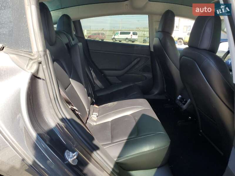 Седан Tesla Model 3 2018 в Одесі фото 10 Седан Tesla Model 3 2018 в Одесі