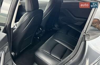 Седан Tesla Model 3 2021 в  фото 14 Седан Tesla Model 3 2021 в
