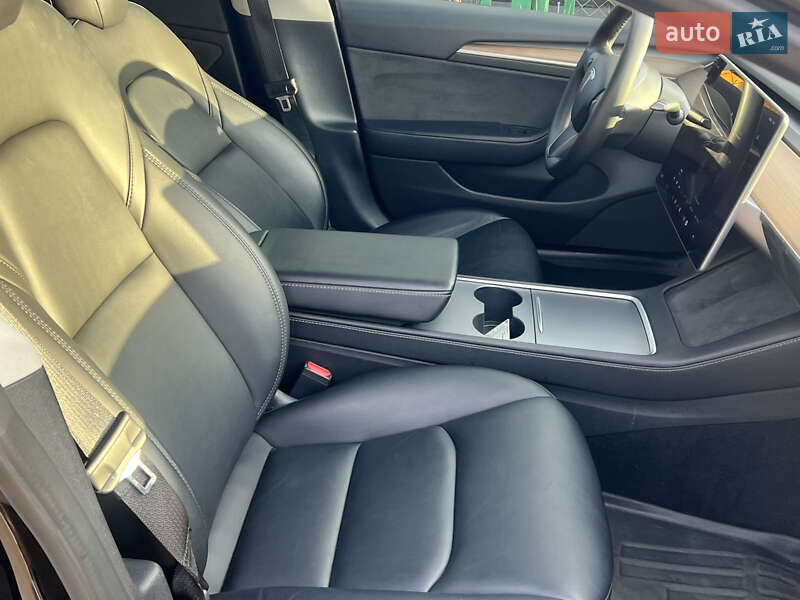 Седан Tesla Model 3 2022 в Києві