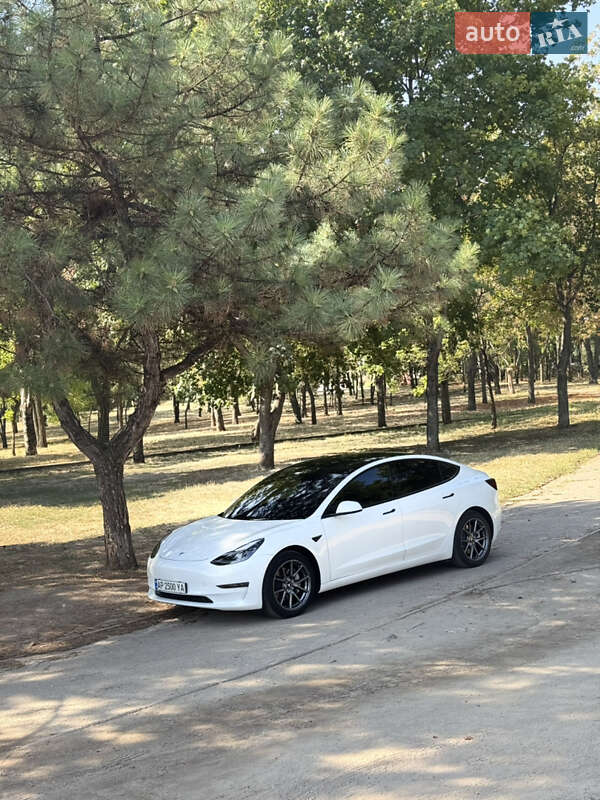 Седан Tesla Model 3 2021 в Запоріжжі фото 26 Седан Tesla Model 3 2021 в Запоріжжі