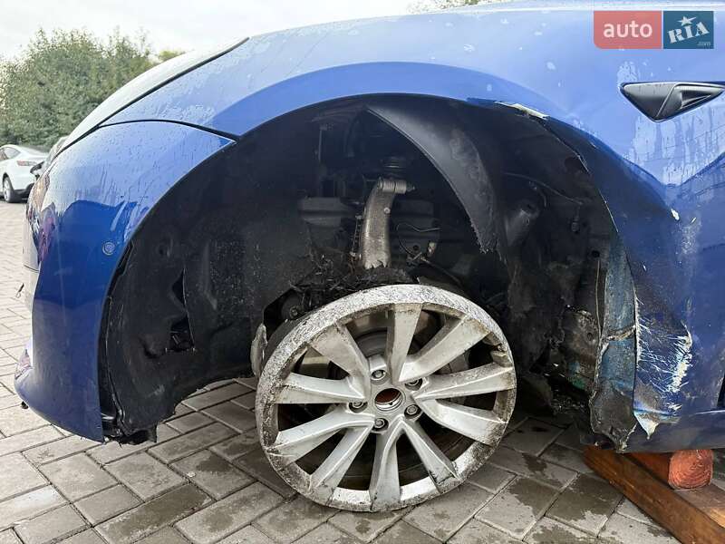 Седан Tesla Model 3 2021 в Луцке фото 9 Седан Tesla Model 3 2021 в Луцке