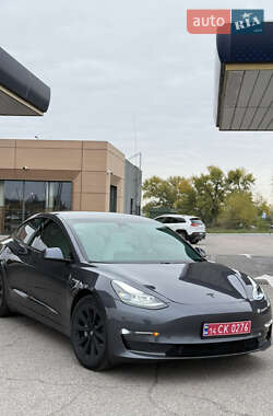 Седан Tesla Model 3 2021 в Днепре