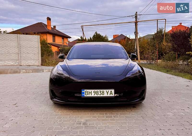 Седан Tesla Model 3 2022 в Одесі