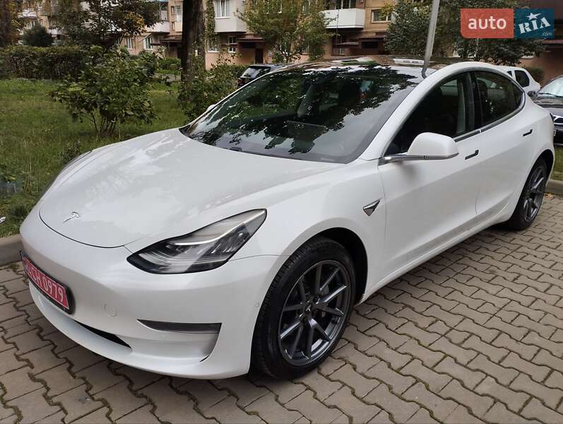Седан Tesla Model 3 2019 в Ужгороді фото 2 Седан Tesla Model 3 2019 в Ужгороді