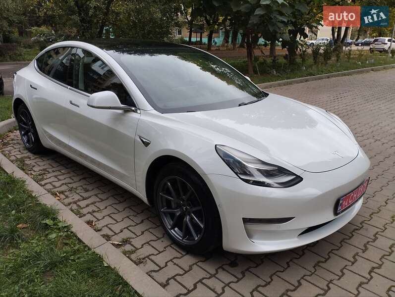 Седан Tesla Model 3 2019 в Ужгороді фото 9 Седан Tesla Model 3 2019 в Ужгороді