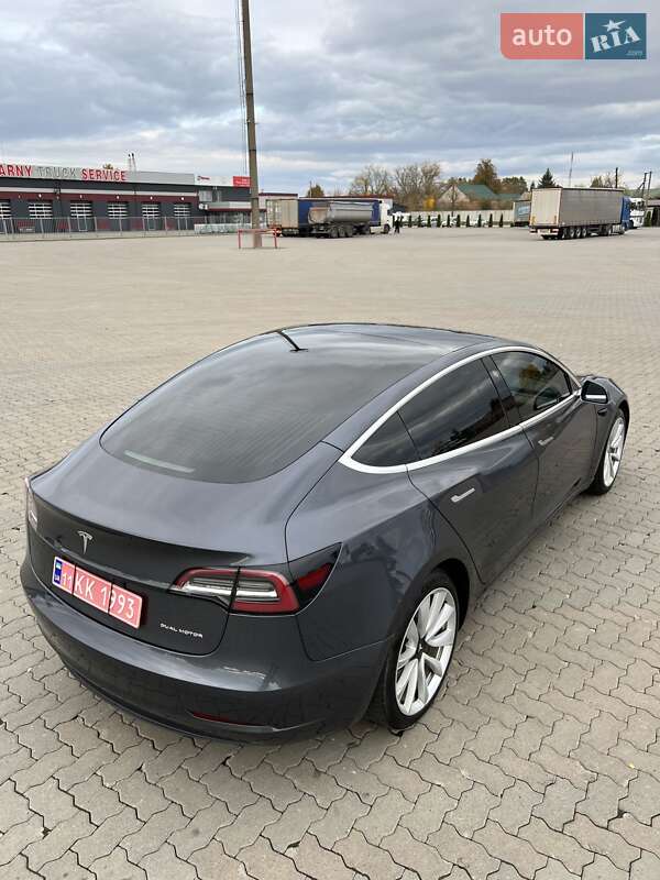 Седан Tesla Model 3 2019 в Сарнах фото 10 Седан Tesla Model 3 2019 в Сарнах