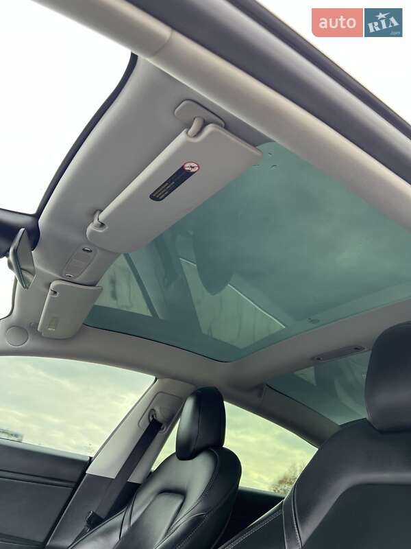 Седан Tesla Model 3 2019 в Сарнах фото 22 Седан Tesla Model 3 2019 в Сарнах