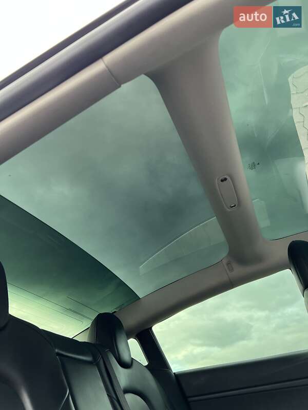 Седан Tesla Model 3 2019 в Сарнах фото 25 Седан Tesla Model 3 2019 в Сарнах