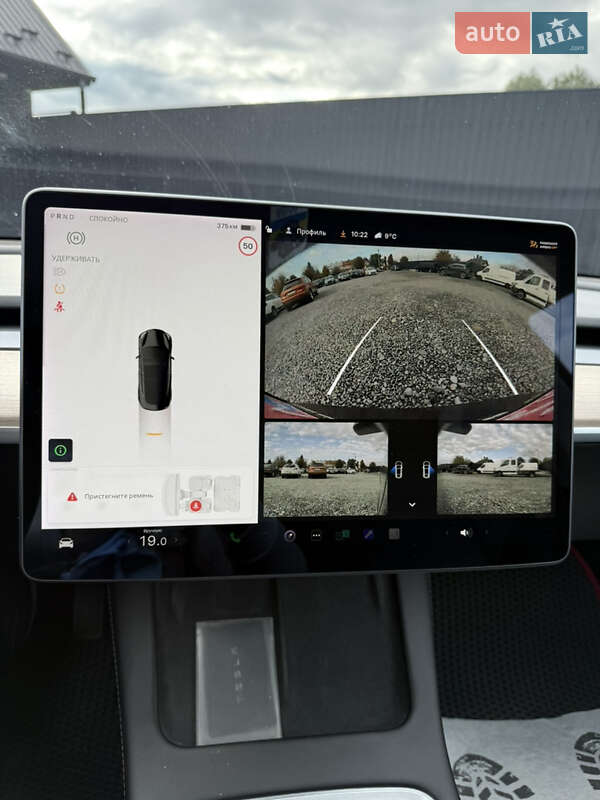 Седан Tesla Model 3 2022 в Дрогобичі